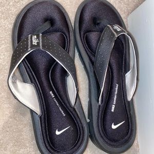 Womens Nike sandals